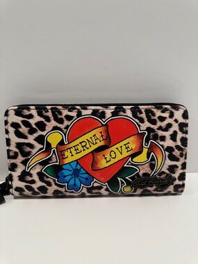 NWT Ed Hardy Eternal Love zip around wallet with bills, ID, cards and coin slots